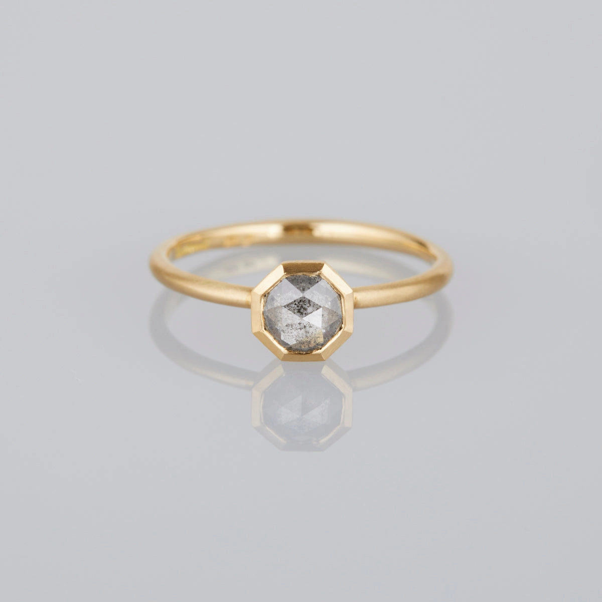 0.45 Carat One-of-a-Kind Salt and Pepper Gray Diamond Ring | GDR58-OOAK