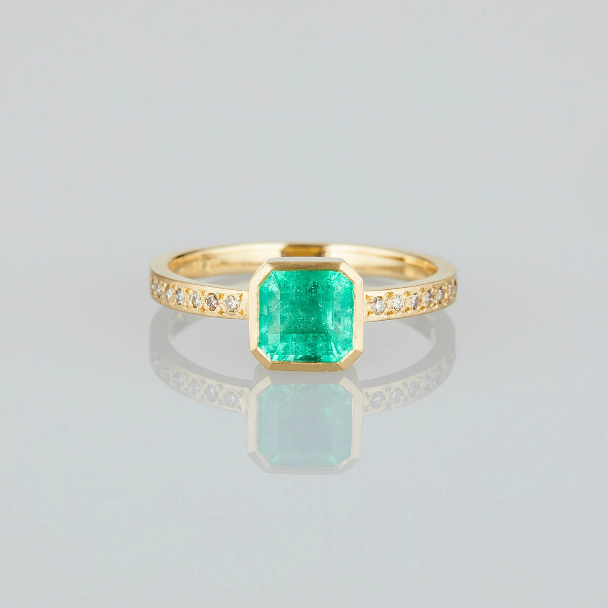 0.92 Carat One-of-a-Kind Emerald Ring | ER35-OOAK