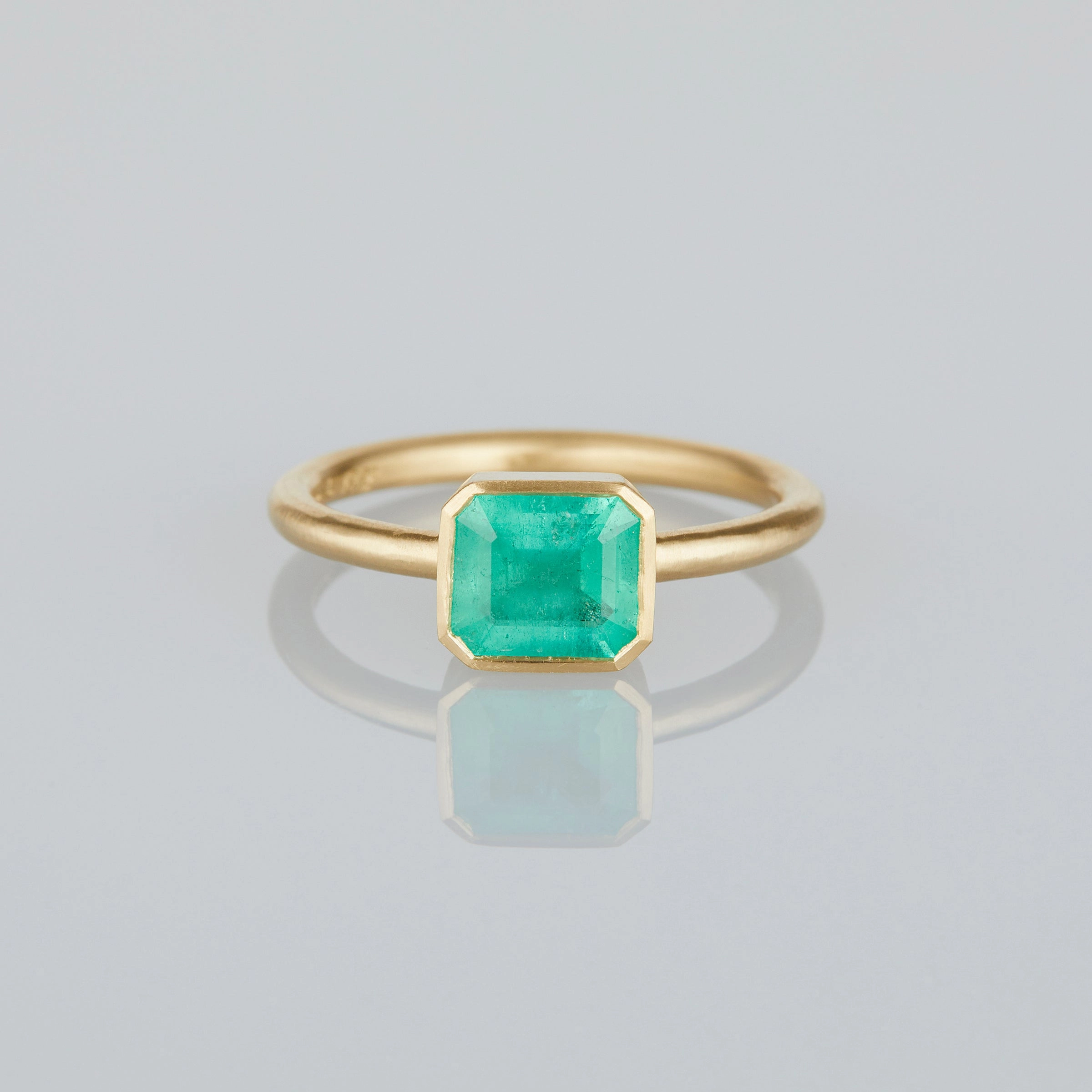 0.99 Carat One-of-a-Kind Emerald Ring | ER48-OOAK