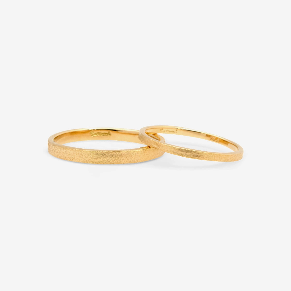 1.5mm Rough-Textured Square Band | R7401
