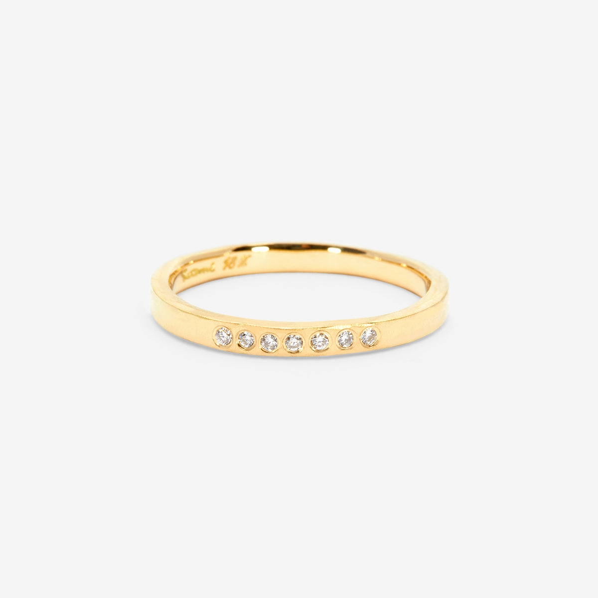 2.3mm Seven White Diamonds Band | R16001W