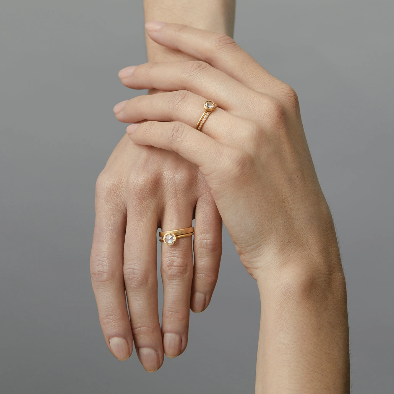 2.8mm Hammered Band | R3501