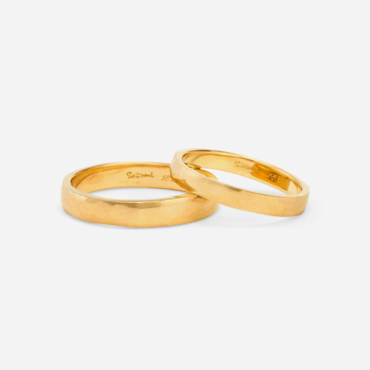 3.7mm Signature Hammered Band | MR0101