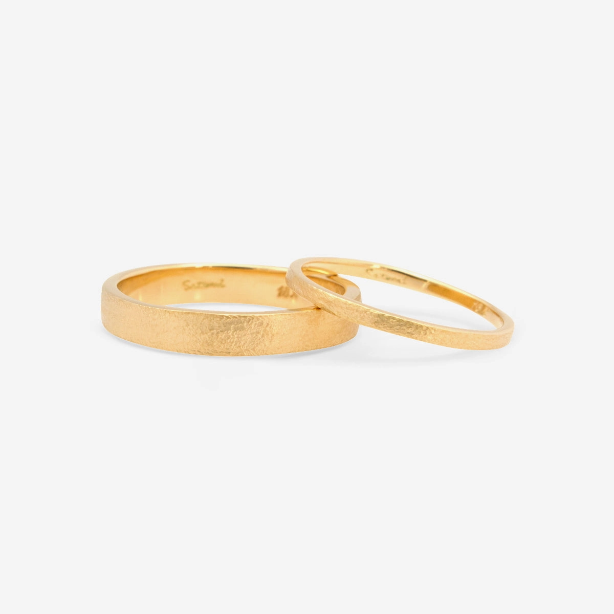 3.7mm Square Gilded Band | MR0116