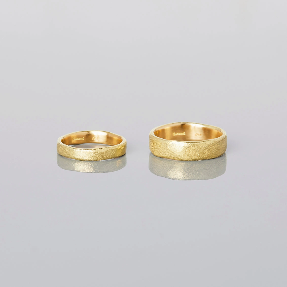 3.8mm Organic Textured Band | R14001