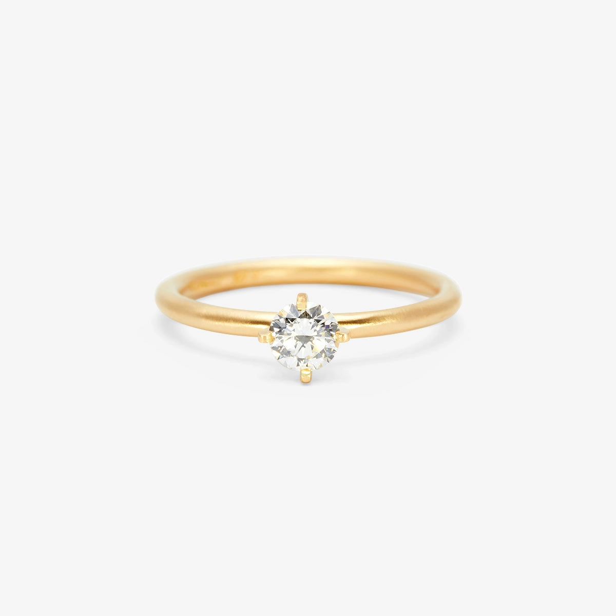 4.5mm White Diamond Noble Ring | R11705W