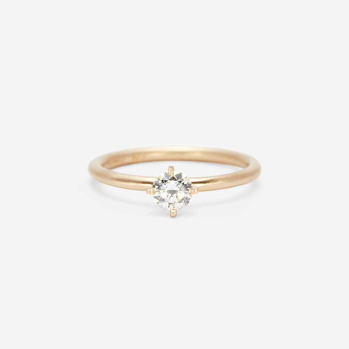 4.5mm White Diamond Noble Ring | R11705W