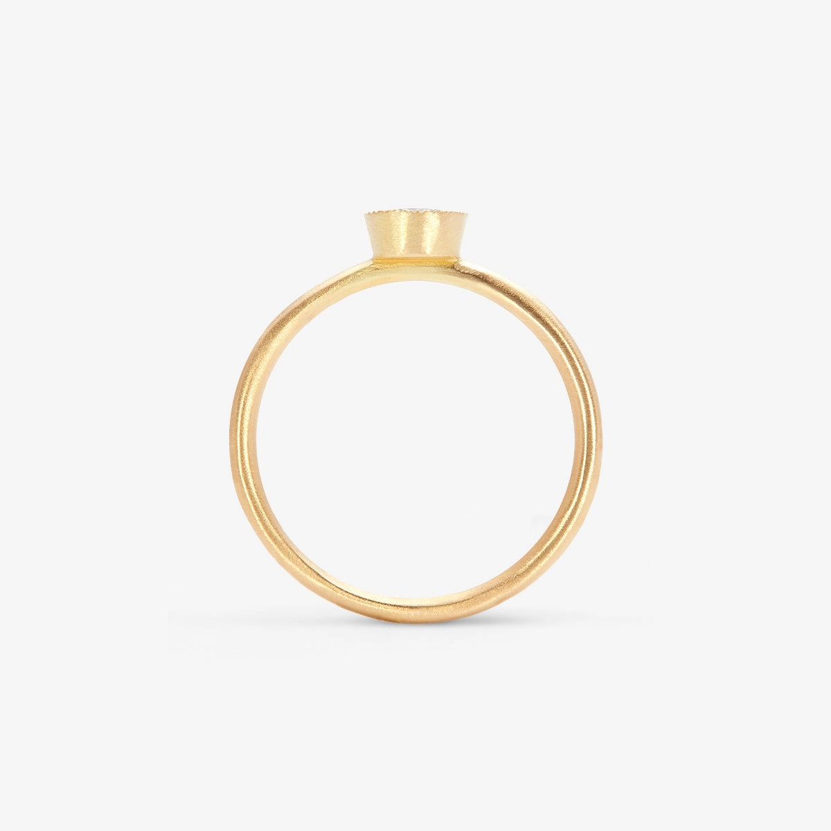 4mm White Diamond Round Brilliant Solitaire Ring | R11304W