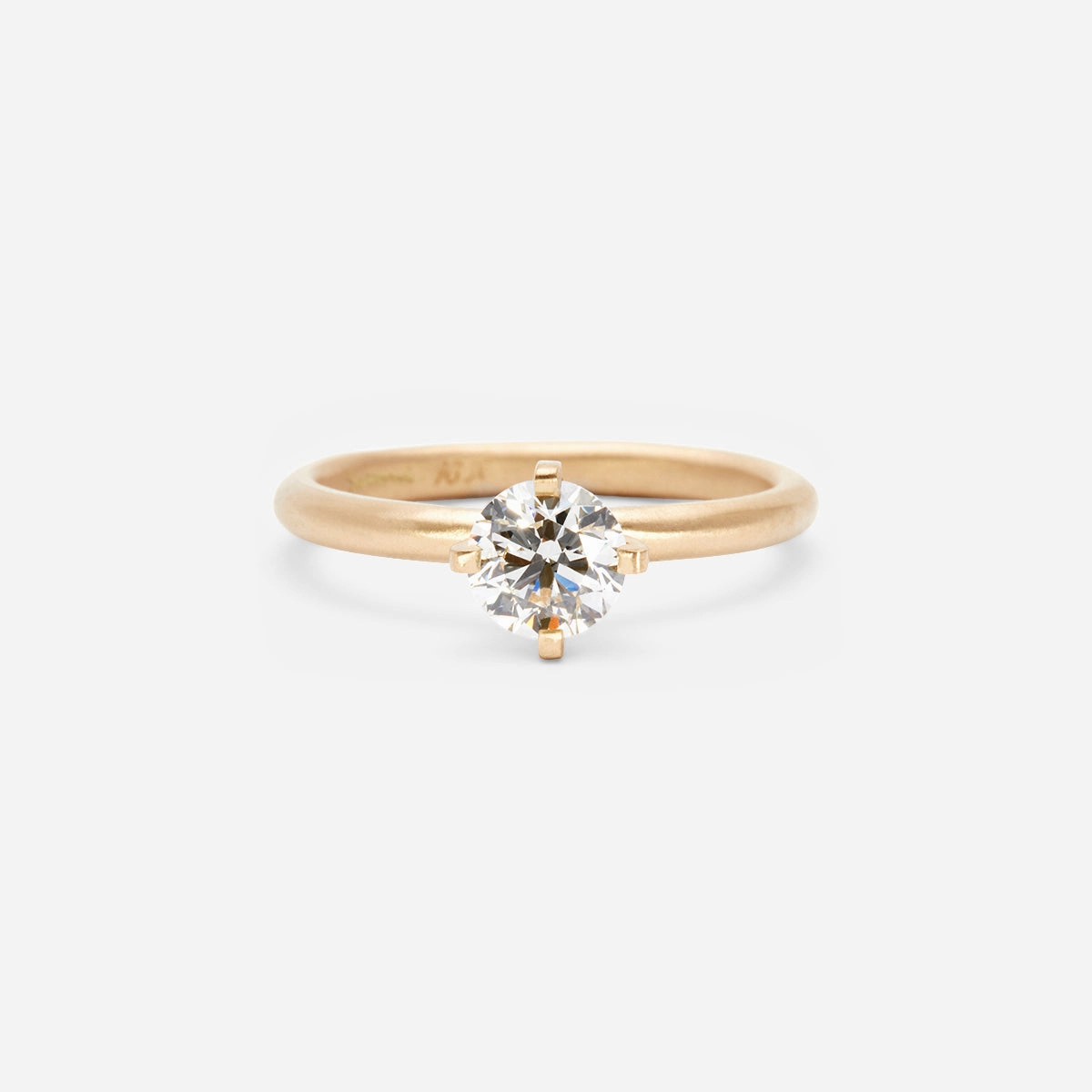 5.6mm White Diamond Noble Ring | R11707W