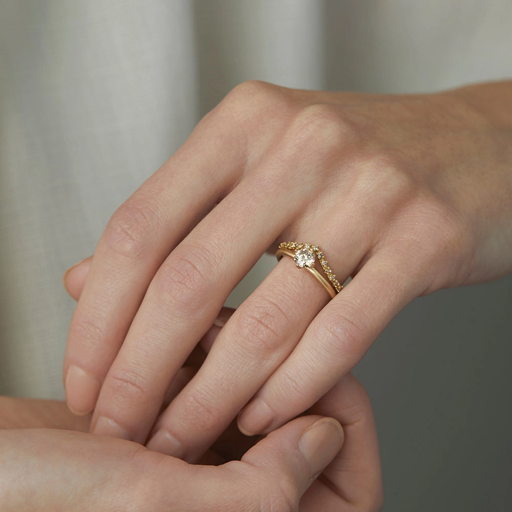 5mm Brown Diamond Noble Ring | R11706BR