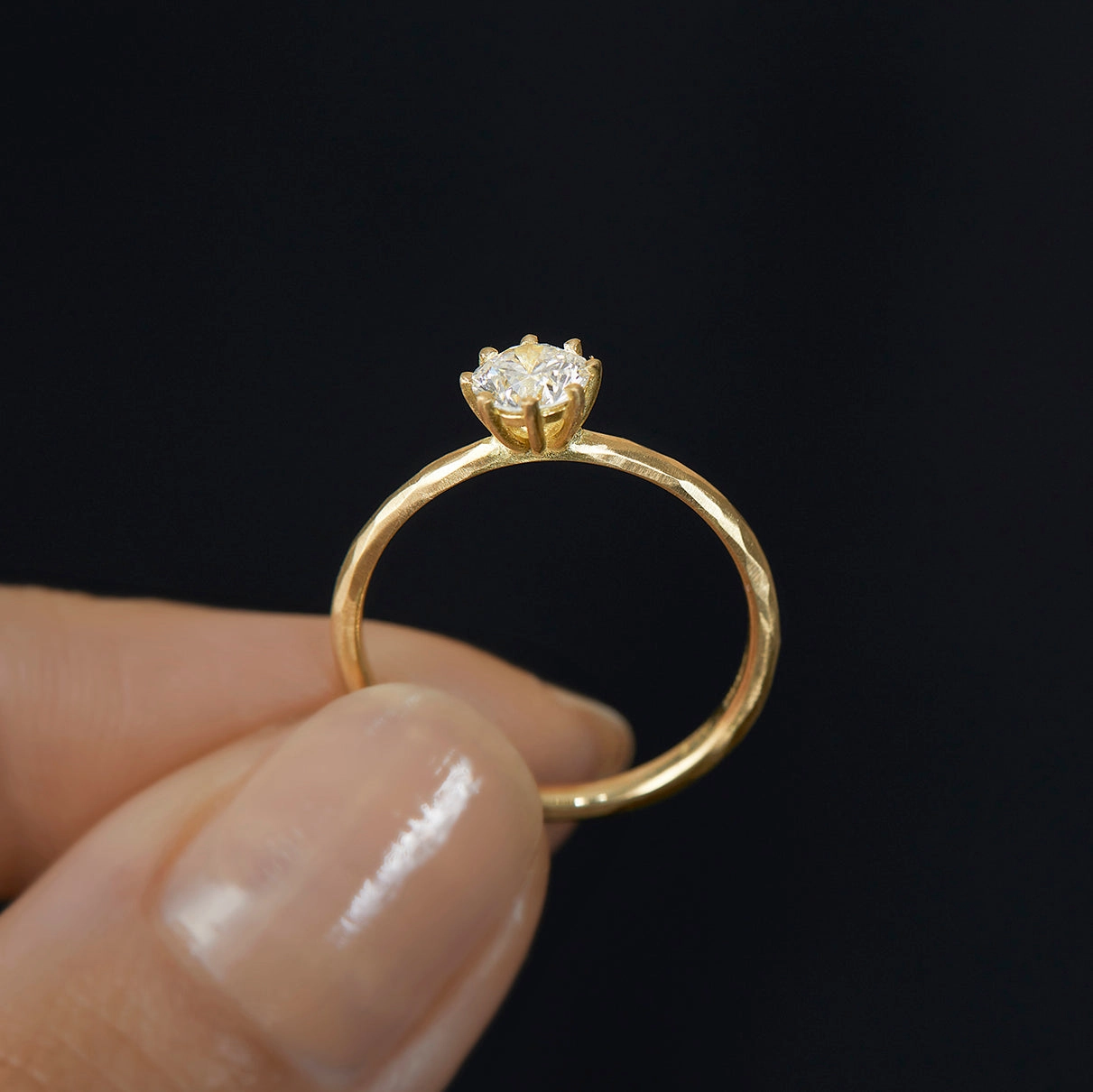 5mm White Diamond Blooming Ring | R19006W