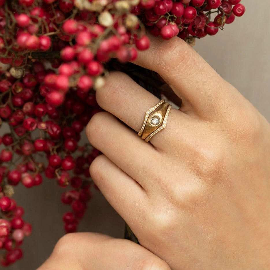 5mm White Diamond Rose Cut  Curva Ring | R9602W