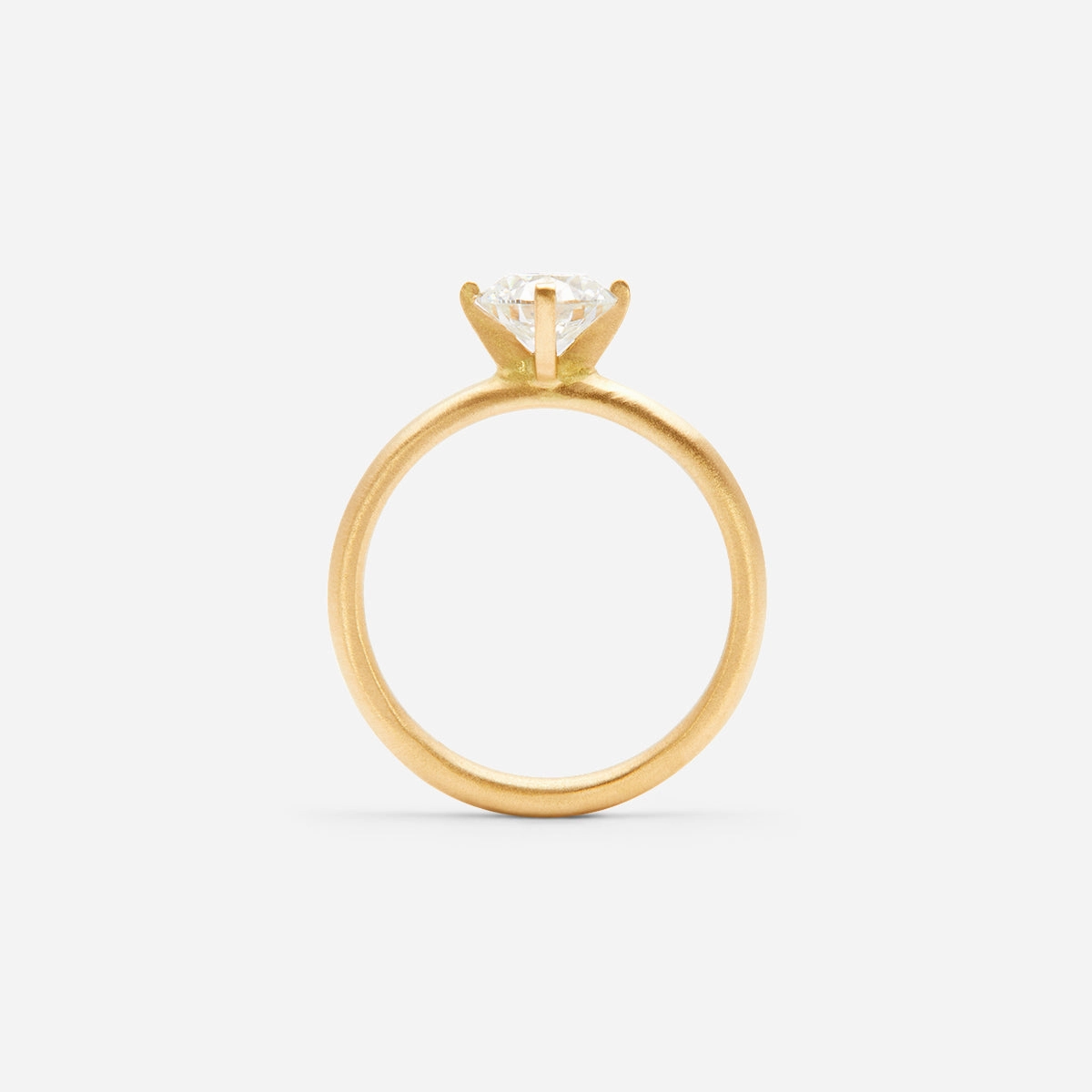 6.3mm White Diamond Noble Ring | R11708W