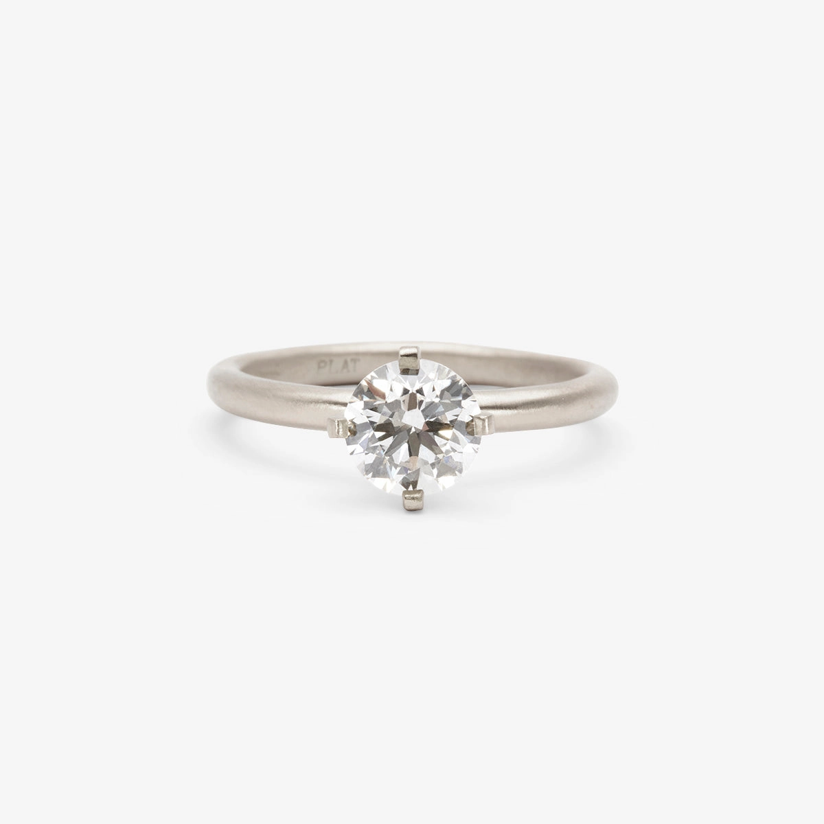 6.3mm White Diamond Noble Ring | R11708W