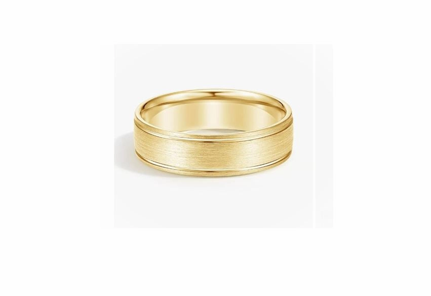6mm Sandust Band in 18k Gold
