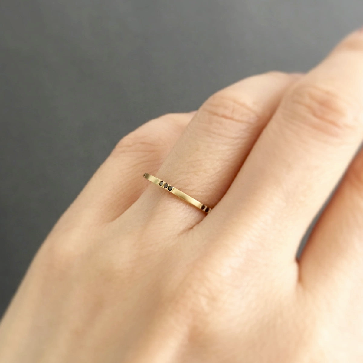 Black Diamond Spaced Band | R8301BK