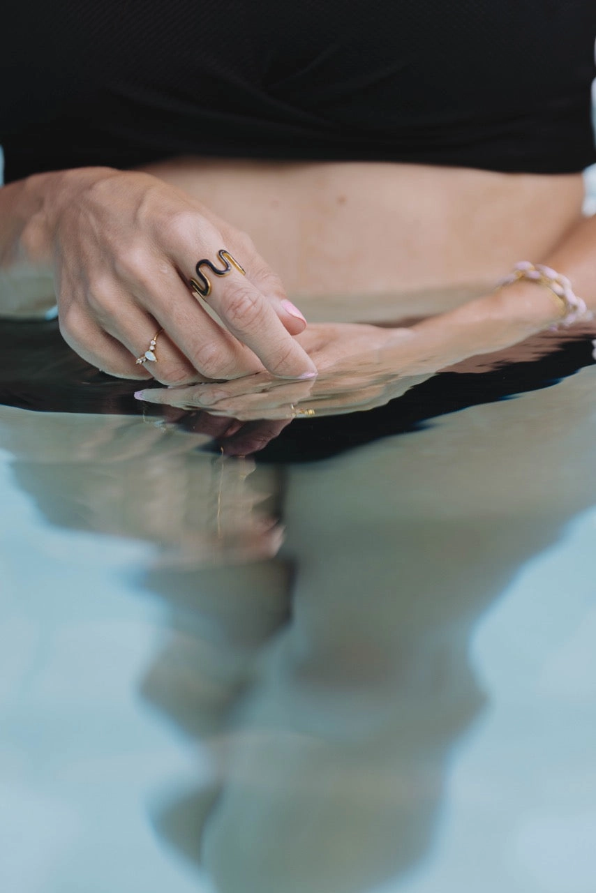 Black Wavy Enamel Ring