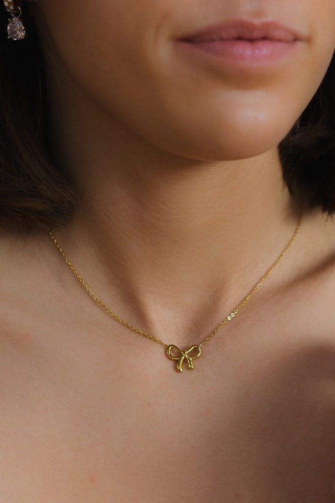 Bow Necklace