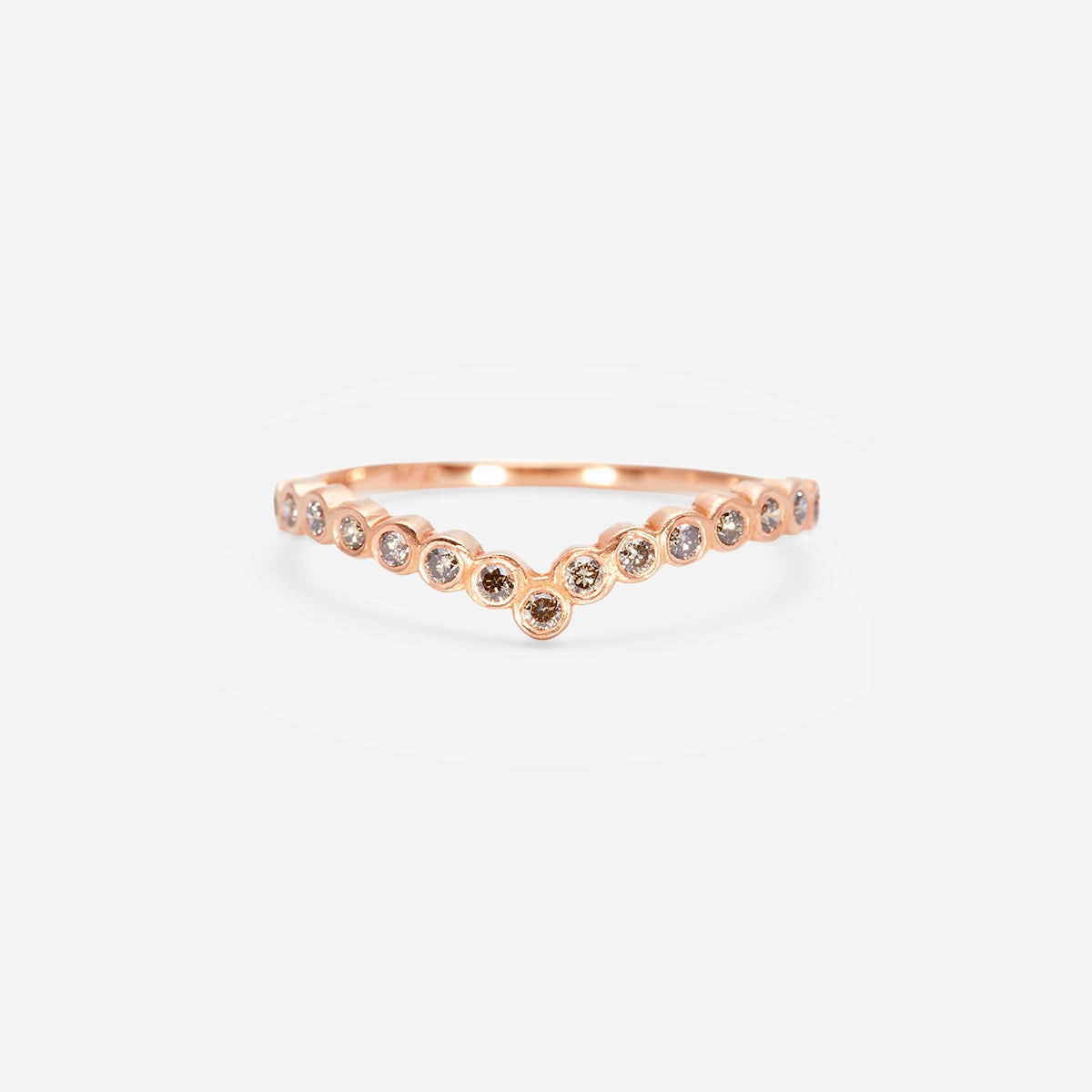 Brown Diamond Cresting Circle Band | R11501BR