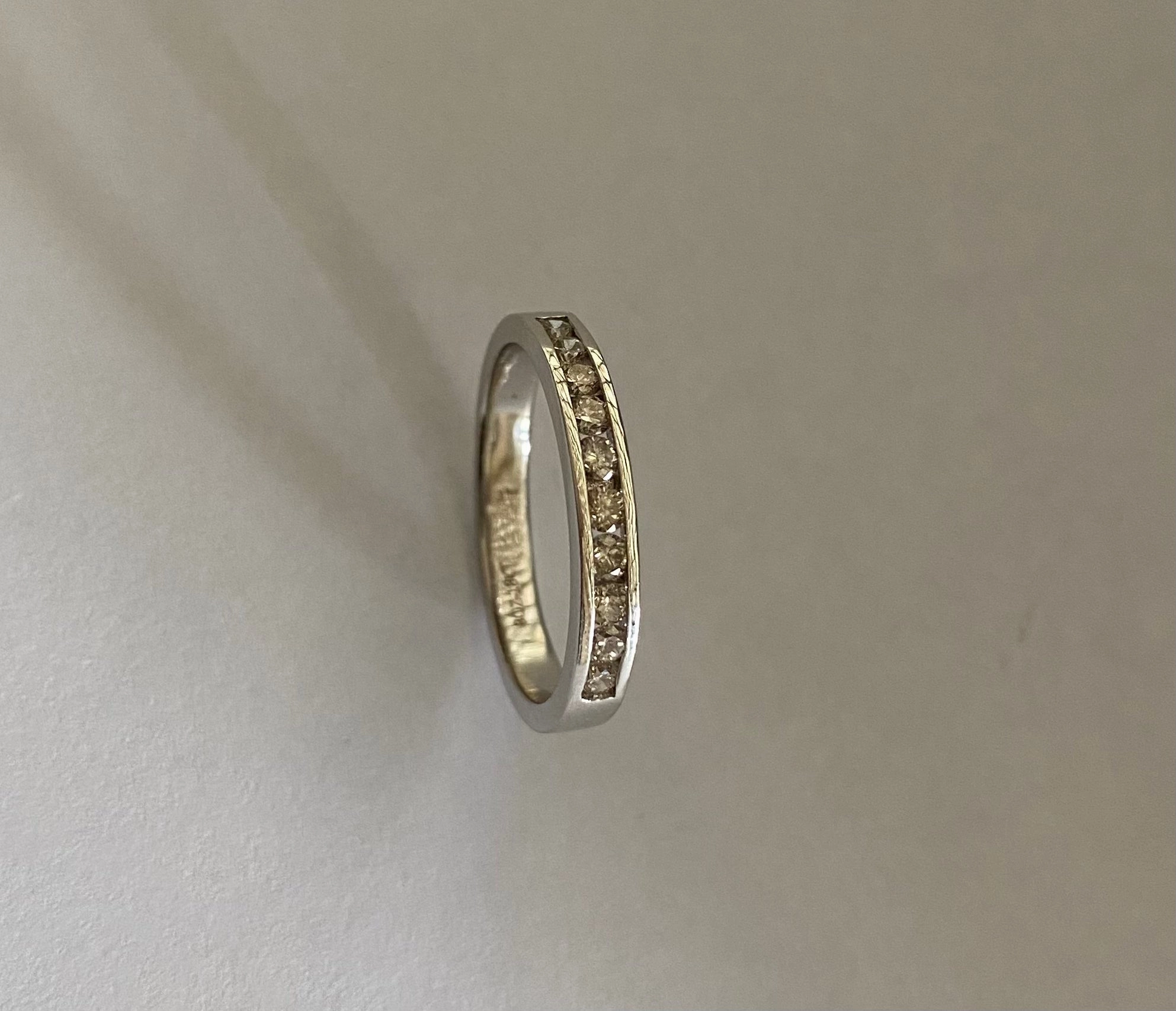 Channel Diamond Band in 18K Gold