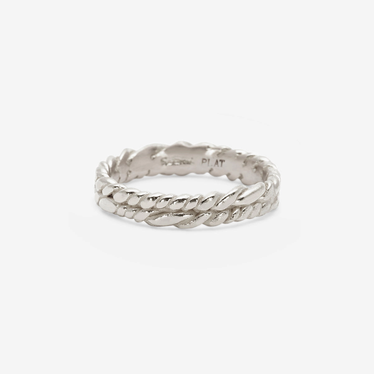 Double Twisted Band | R17001