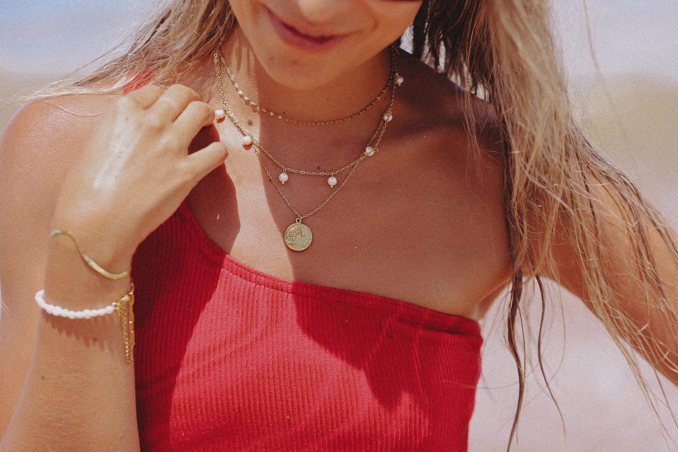 Dripping Pearl Necklace