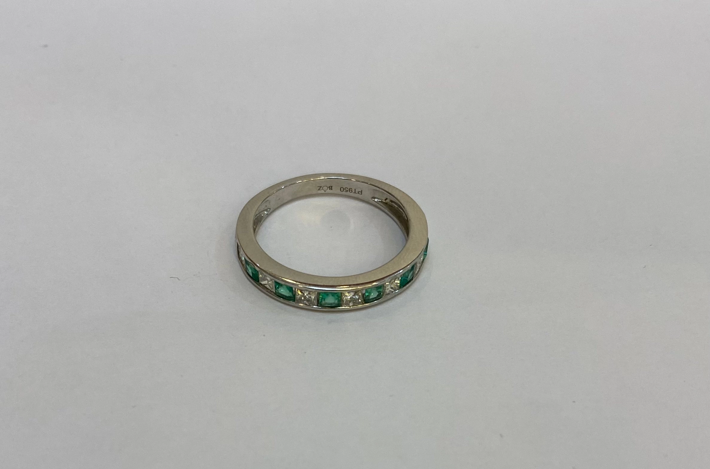 Emerald Diamond Band in 18K Gold
