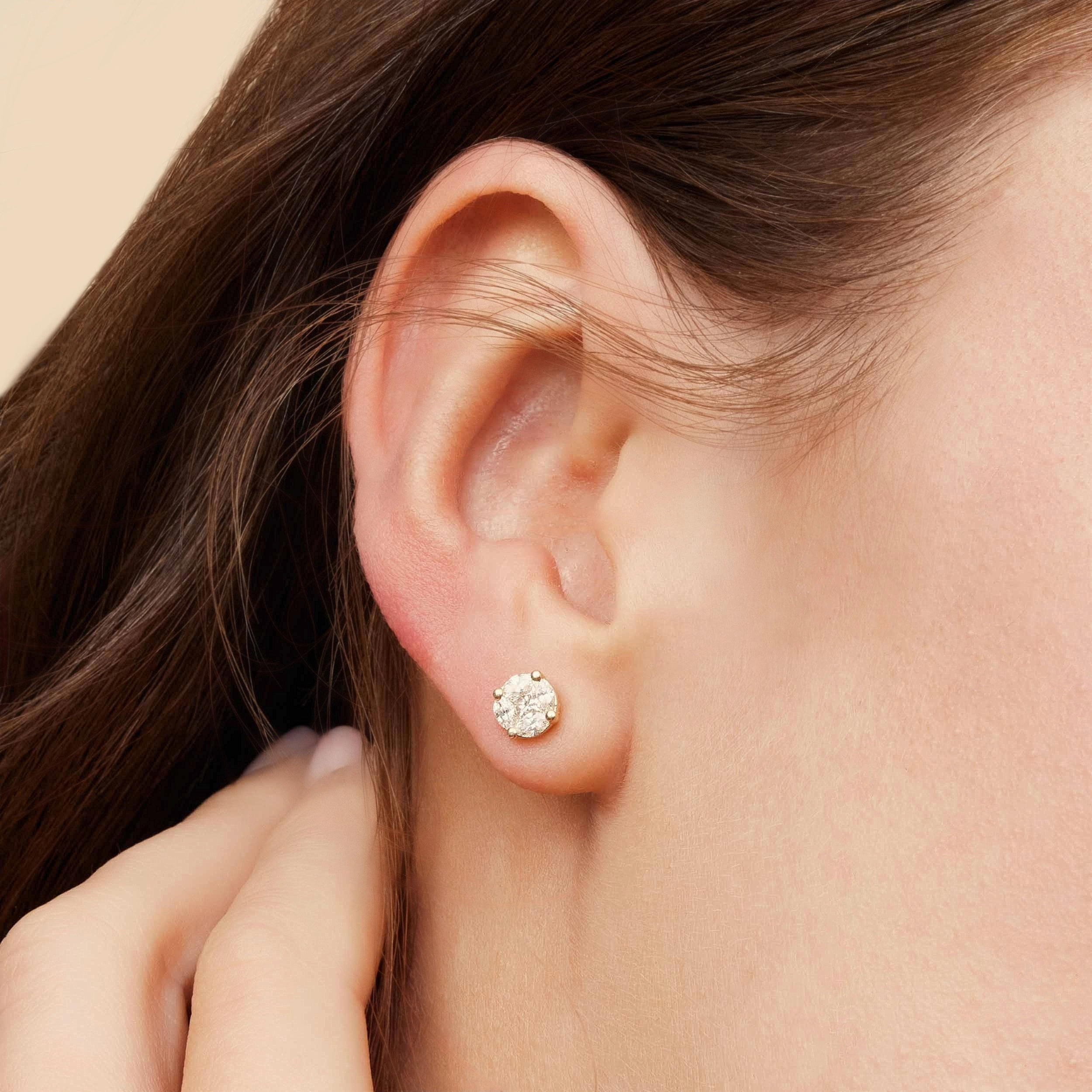Illusion Classic Diamond Studs