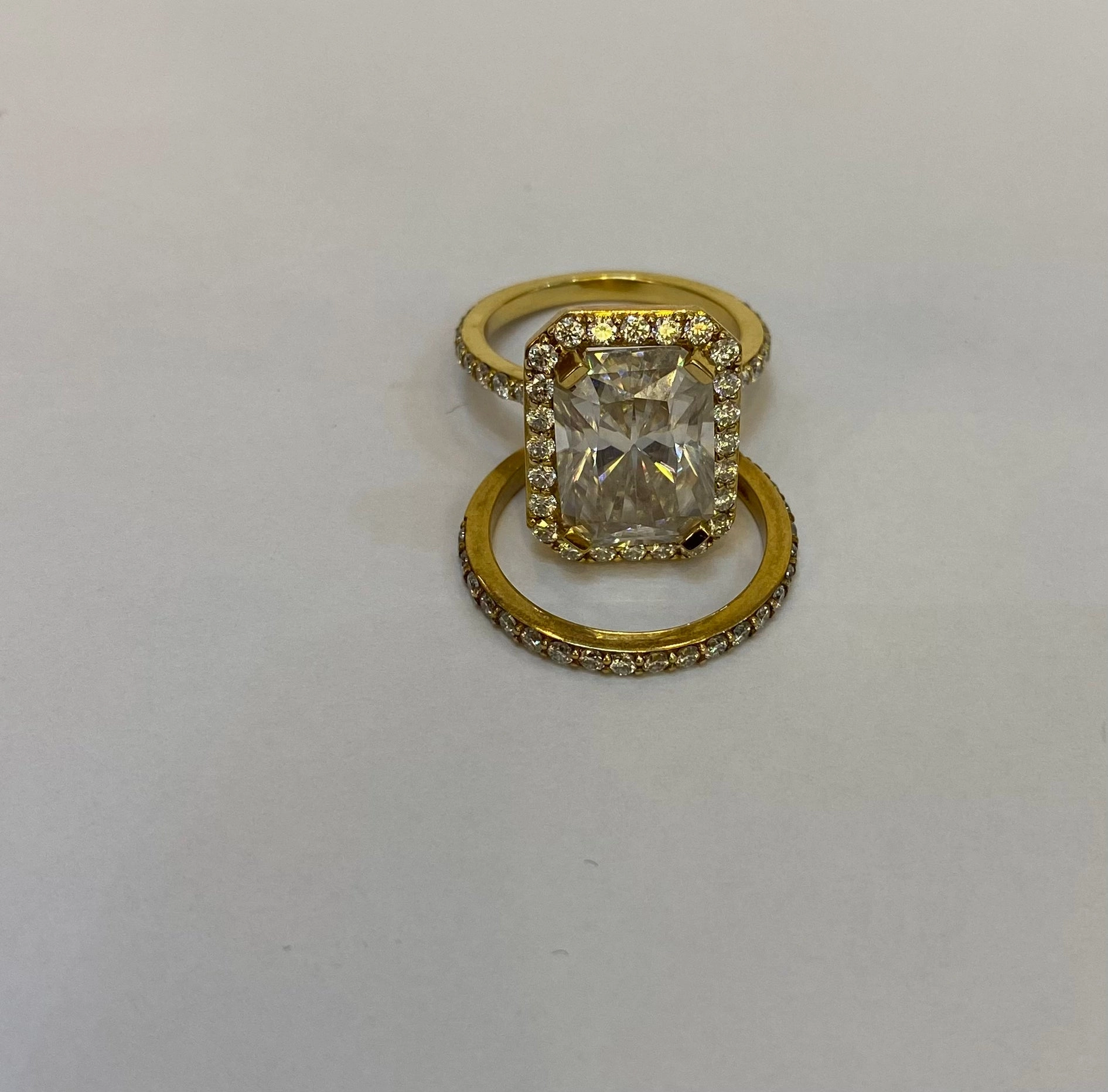 Jamila Moissanite Bride Set in 18K Gold