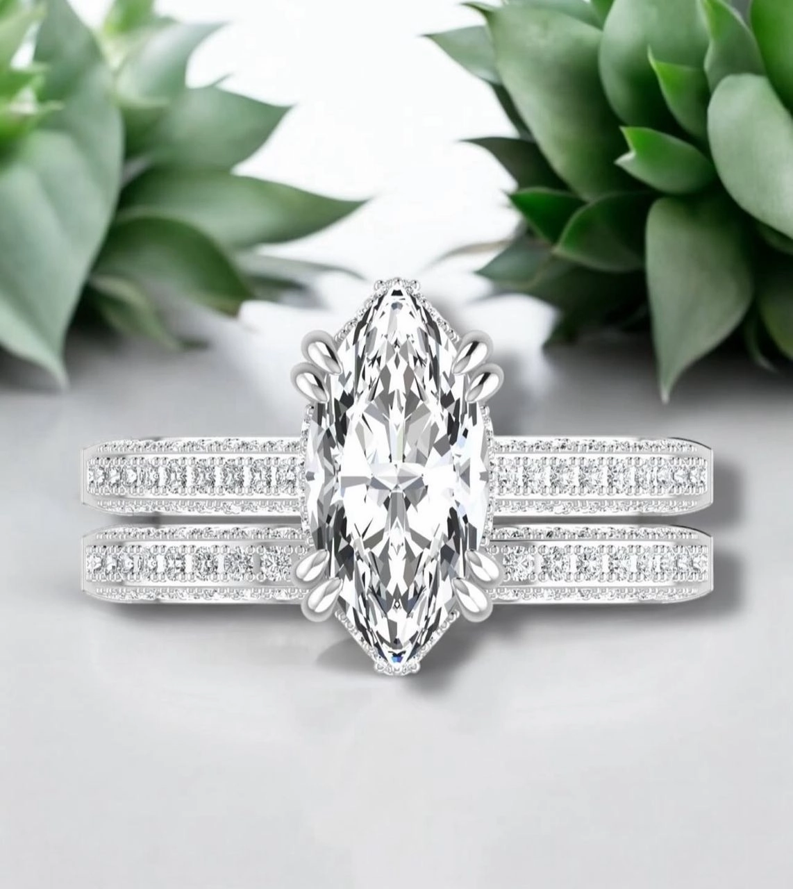 Julia Marquise Moissanite Bride Set in 18K Gold
