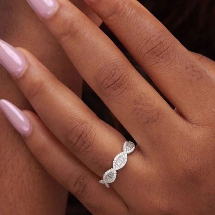 Marise Moissanite Band in 925 Sterling Silver