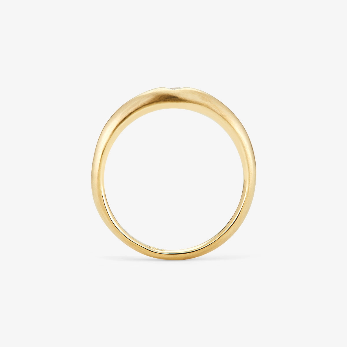 Single White Diamond Taper Band | R10502W