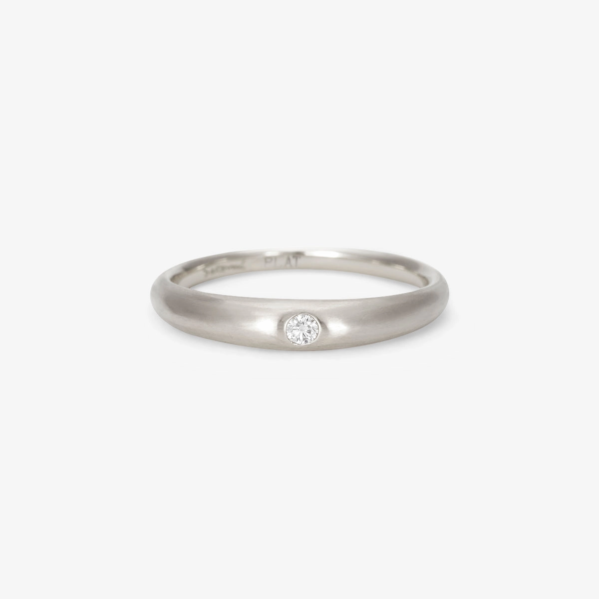 Single White Diamond Taper Band | R10502W