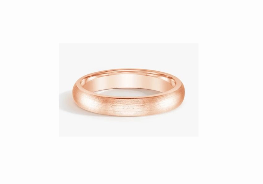 Thick 4MM Band in 18K Gold