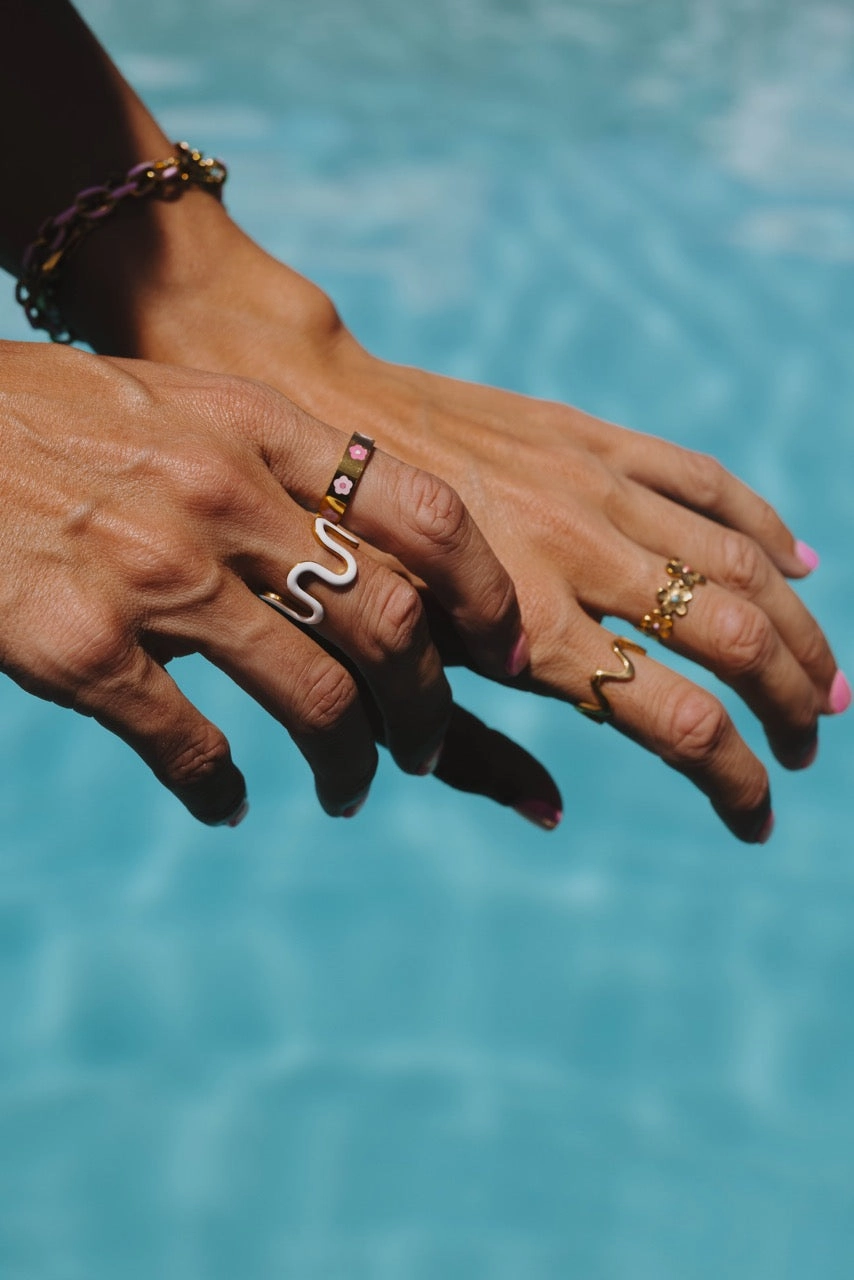 White Wavy Enamel Ring